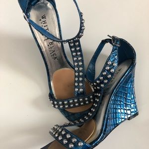 White House - Sapphire Blue, so fun to wear!